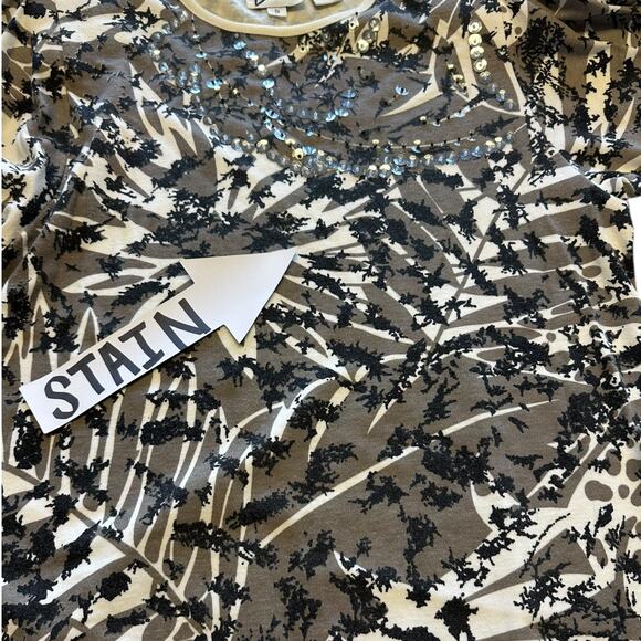 Vintage Duet Sequin Adorned Casual T-Shirt - Picture 6 of 7